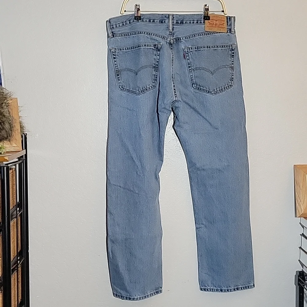 LEVI'S 505 Size 36 Faded Jeans